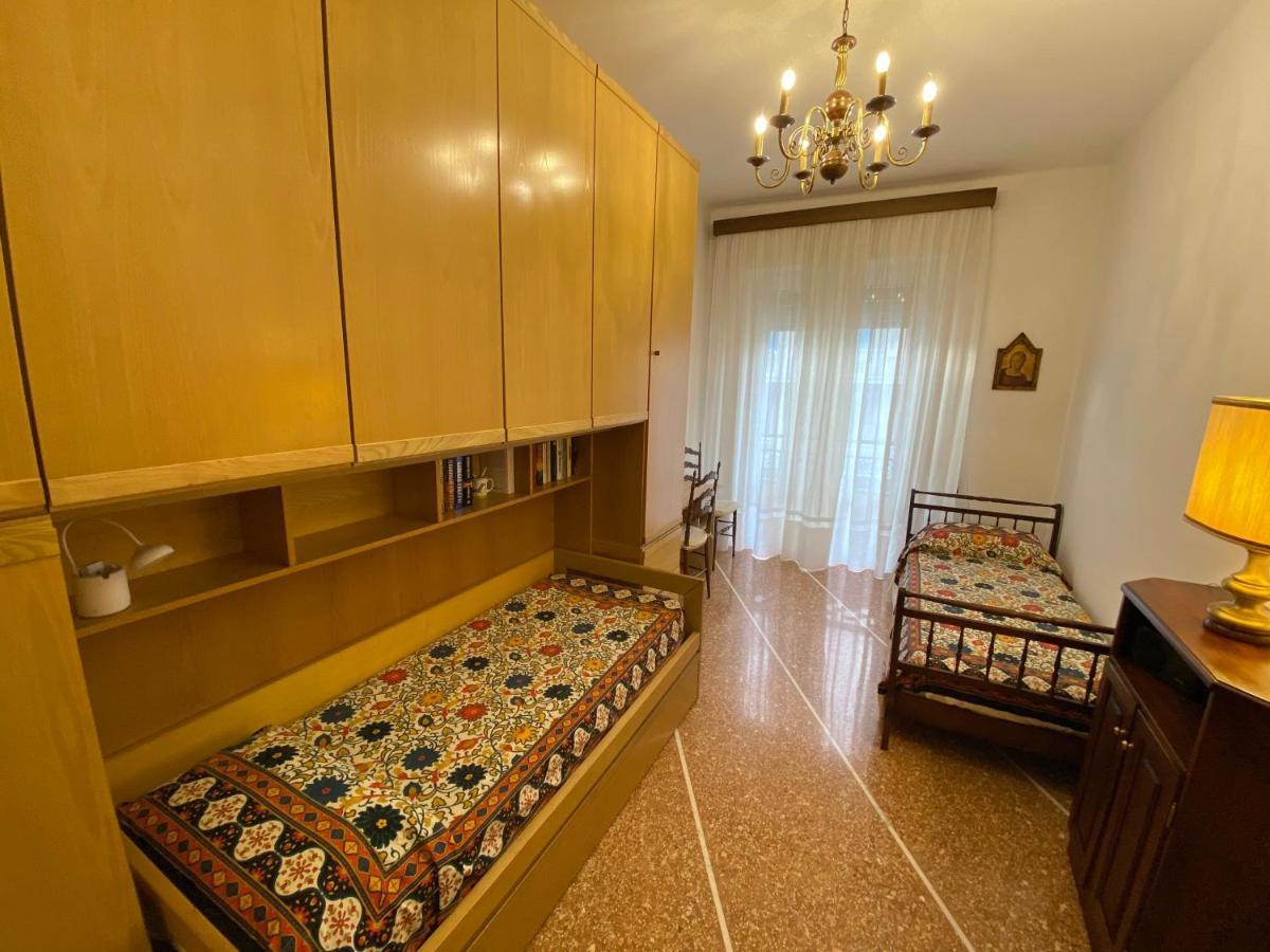 דירות ראפאלו Casa Augusta מראה חיצוני תמונה